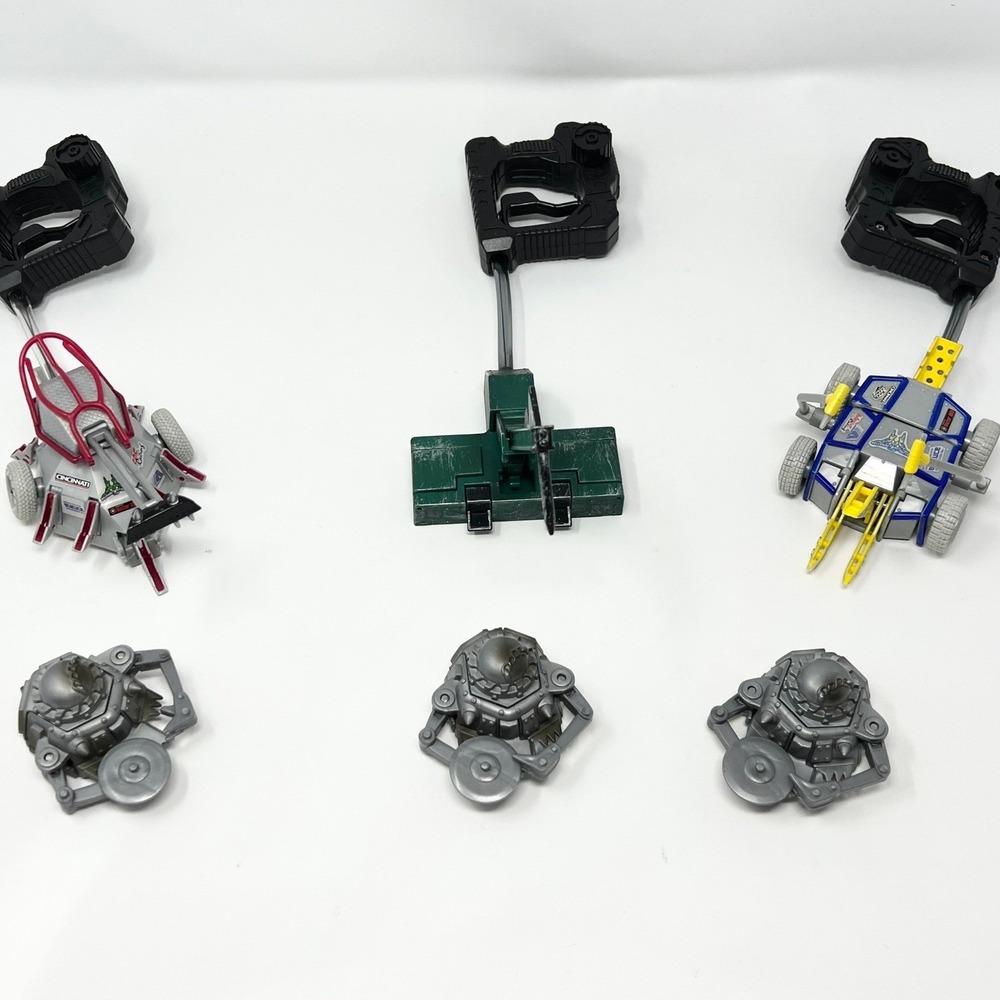 Vintage 2001 BattleBots Road Champs Champions Lot Tazbot‎ Diesector Pull String
